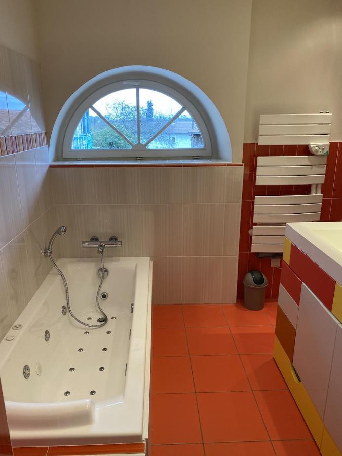 La Maison Du Bonheur Ausson Kültér fotó